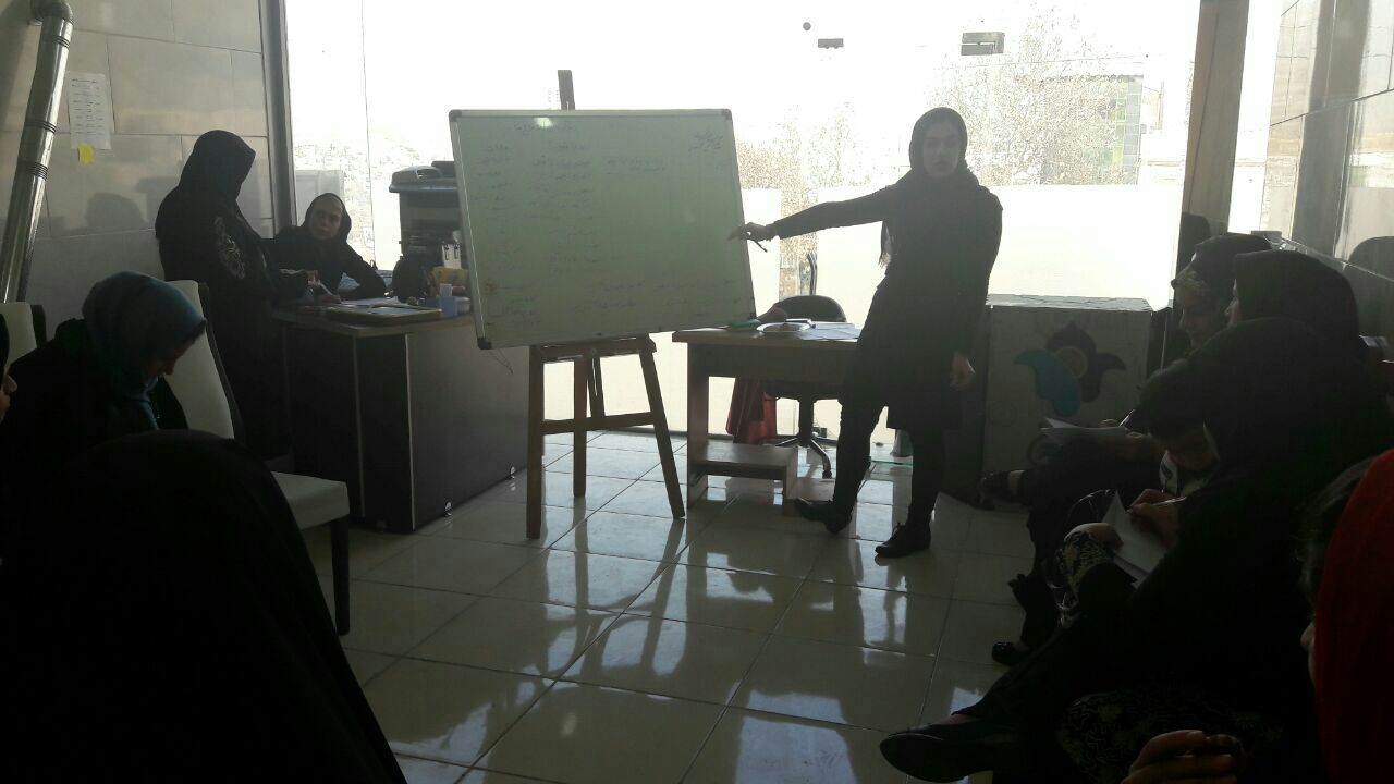 برگزاری کلاس آموزش خیاطی در شعبه البرز مهرآفرین
