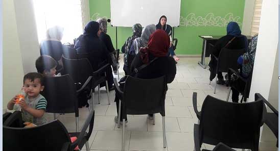  کارگاه آموزشی عواقب ازدواج زود هنگام دختران  