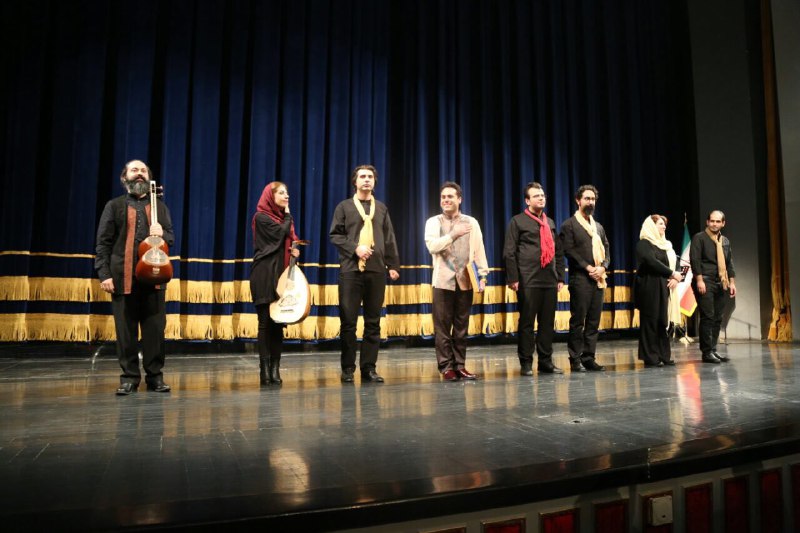 اجرای کنسرت گروه مهربانی به نفع کودکان کرمانشاه